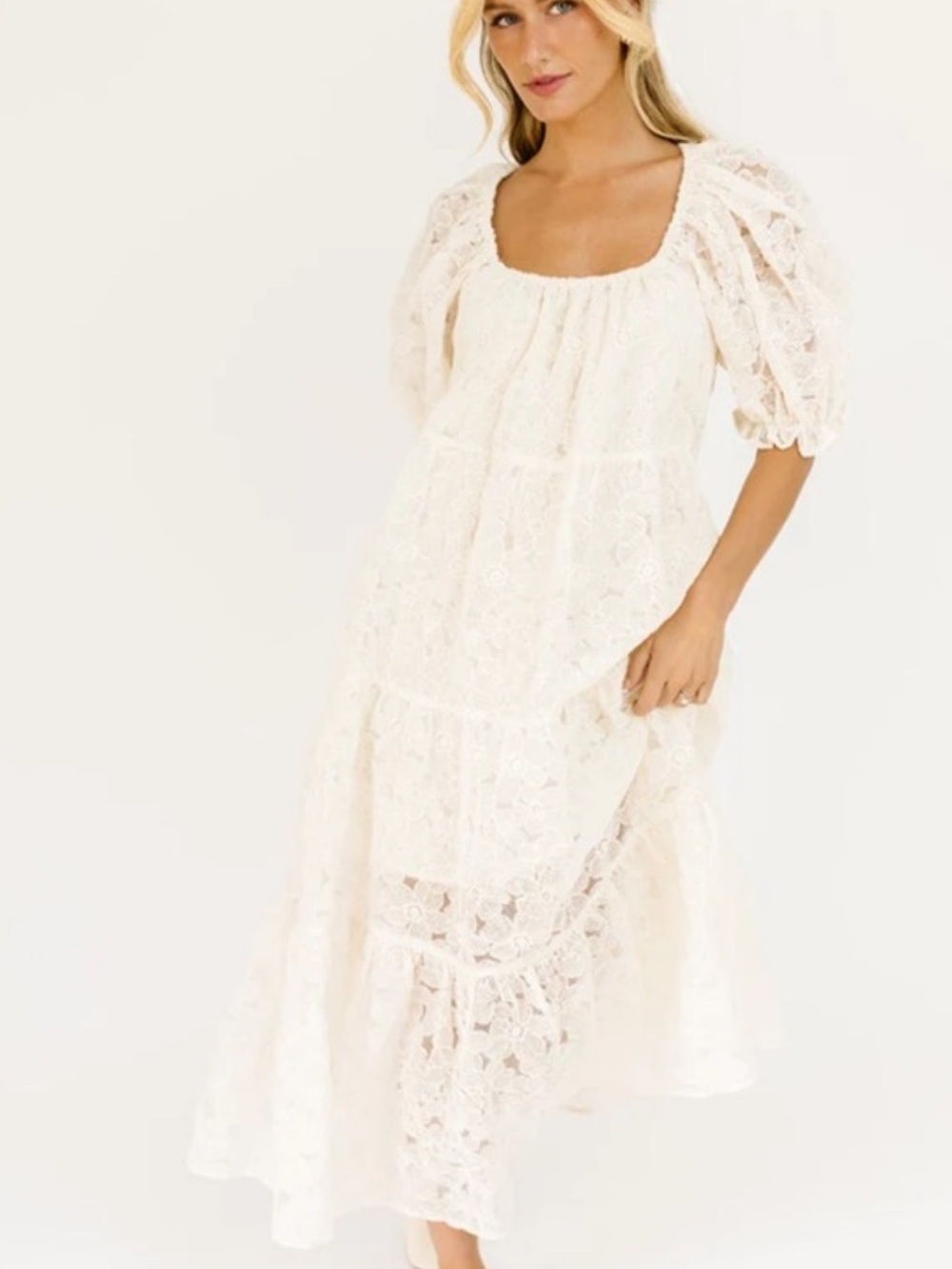 Elegant Cream Lace Maxi Dress with Puff Sleeves